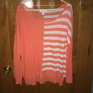 Light weight sweater